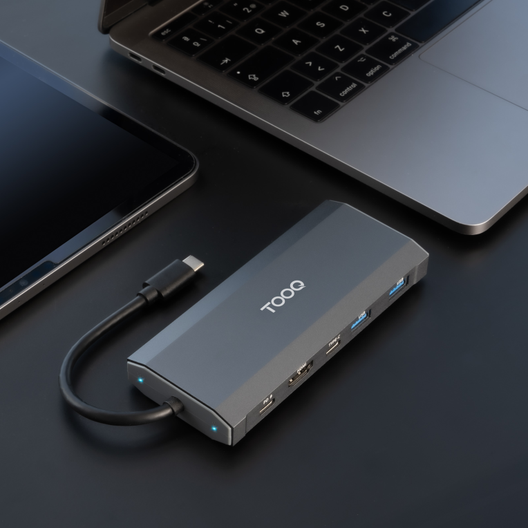 TooQ Caja externa para SSD M.2 NGFF/NVMe + HUB USB 3.2 Gen2 con 1xUSB-C/PD + 2xUSB-A + USB-C + HDMI, Gris