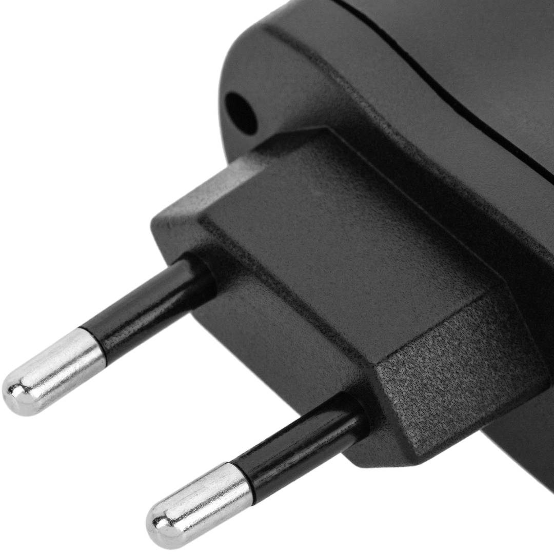 Fuente de alimentación 220 VAC a USB A hembra 5VDC 1A 1 puerto
