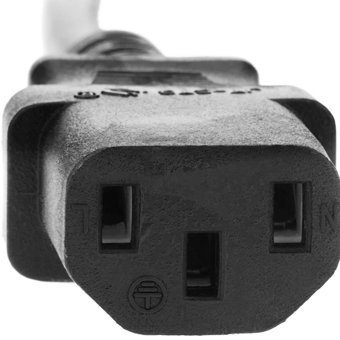 Cable eléctrico de alimentación IEC60320 C13 a schuko macho recto de color negro 1.8m