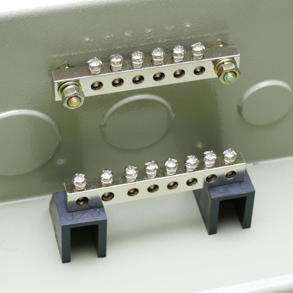 Caja de distribución eléctrica de 6 módulos 17.5 mm IP40 para empotrar de metal SPN