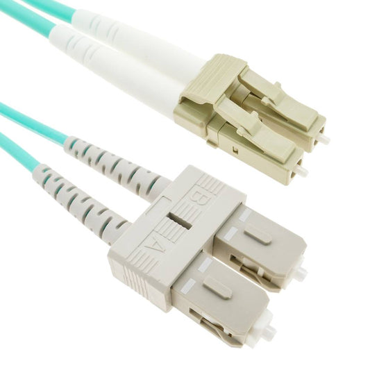 Cable OM3 de fibra óptica LC a SC multimodo duplex 50/125 de 7m