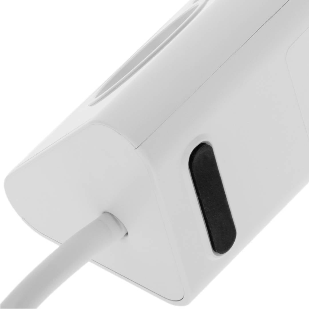 Regleta sobremesa de 3 enchufes schuko con 1 puerto USB y 1 USB-C blanco