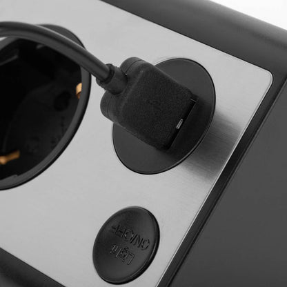 Regleta sobremesa de 3 enchufes schuko con 1 puerto USB y 1 USB-C negro