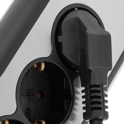 Regleta sobremesa de 3 enchufes schuko con 1 puerto USB y 1 USB-C negro
