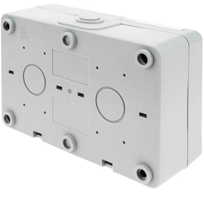 Base de superficie estanca IP54 16A 250V con interruptor conmutador y schuko