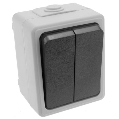 Base de superficie estanca IP54 10A 250V con 2 x interruptor conmutador