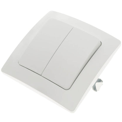 Conmutador doble empotrable con marco 80x80mm serie Lille de color blanco