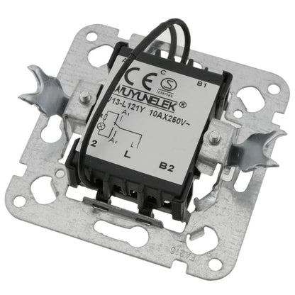 Conmutador luminoso empotrable con marco 80x80mm serie Lille de color blanco