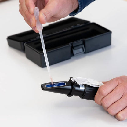 Refractómetro brix con una Iluminación LED PCE-032-LED