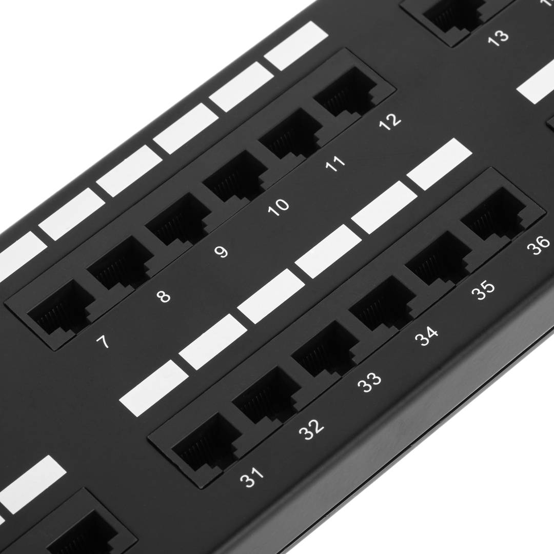 Patch panel de 48 RJ45 Cat.5e UTP 2U negro