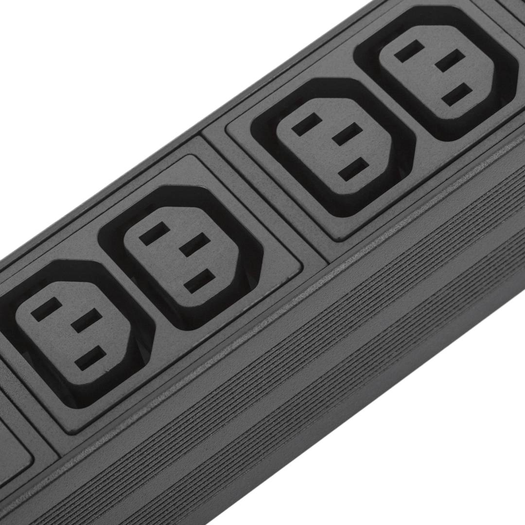 Regleta de enchufes rack 19' de 10 x C13 con interruptor y cable 2 metros C14