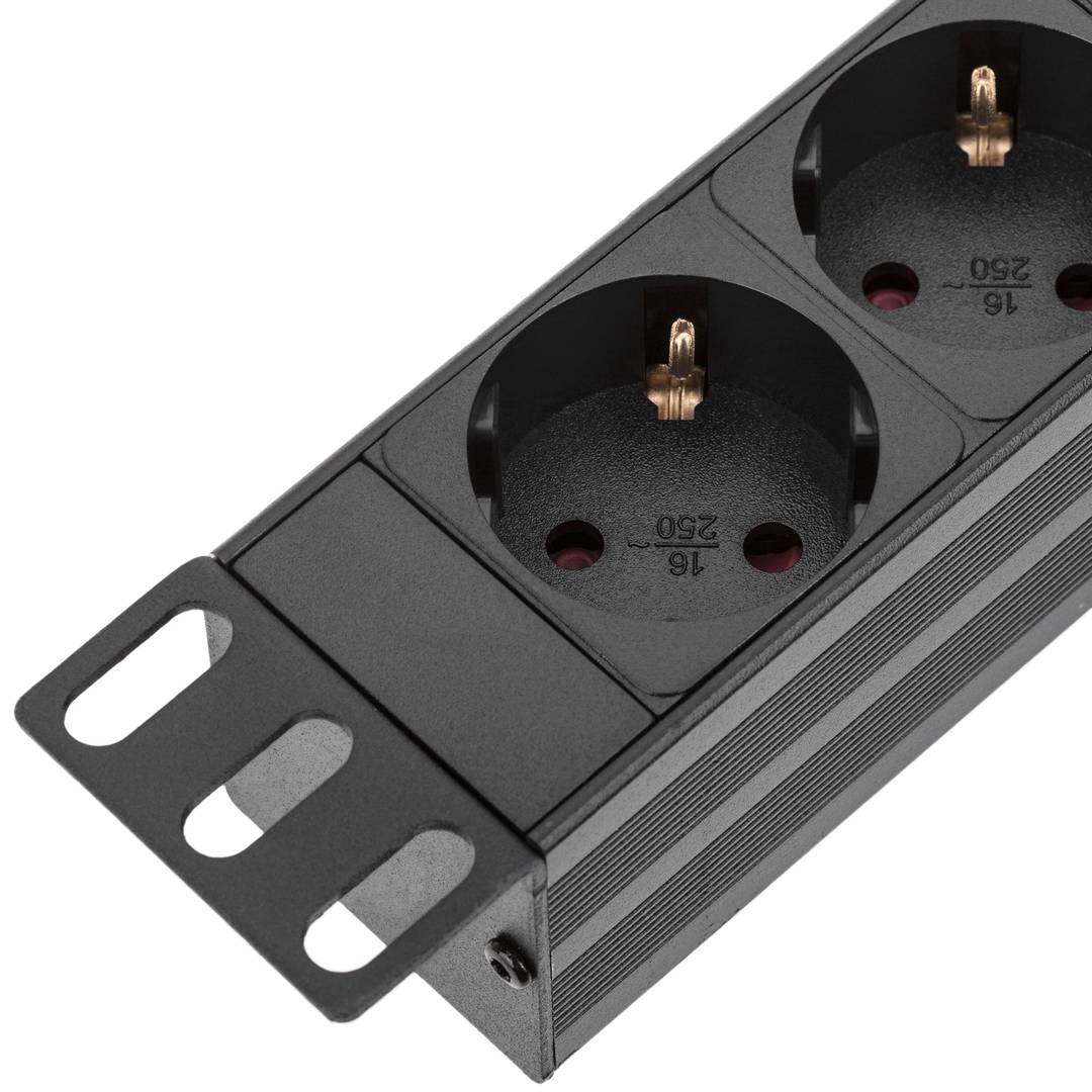 Regleta de enchufes rack 10' con 3 schuko