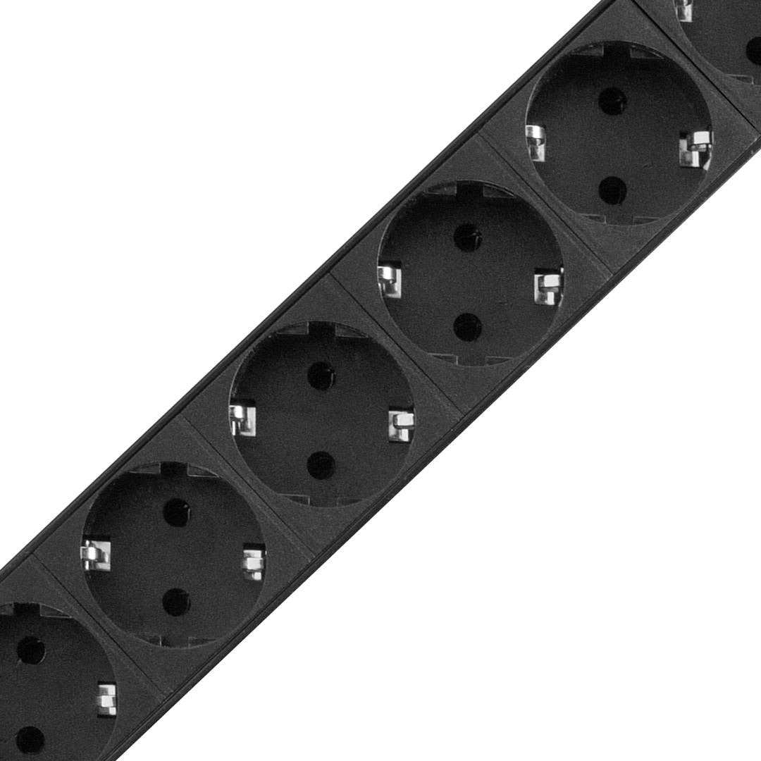 Regleta de enchufes para armario rack 19' 1U con 8 schuko e interruptor