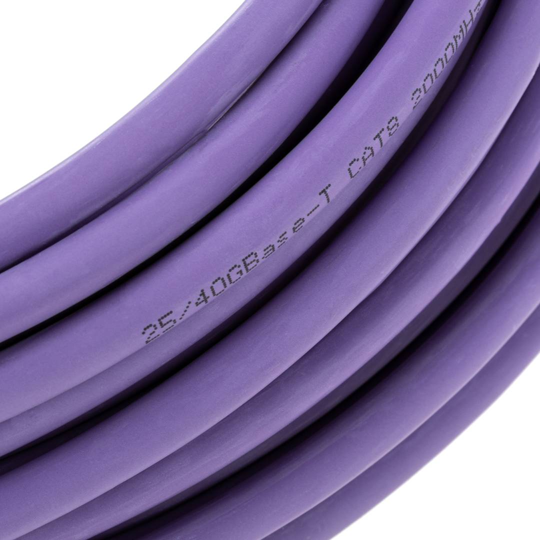 Cable de red ethernet Cat. 8 SFTP de 0,5 m de color violeta