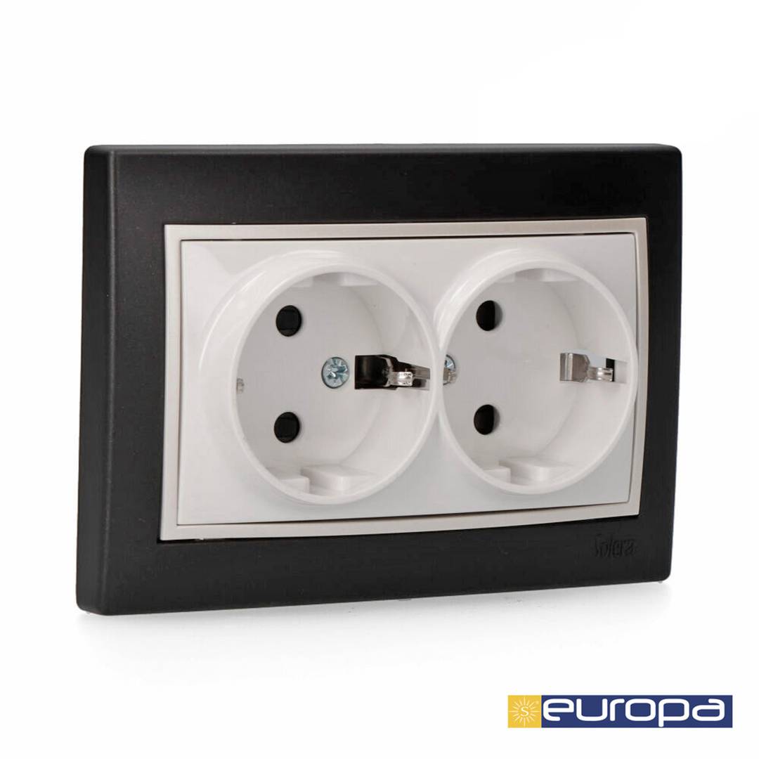 Base fija doble de empotrar de 2P+T 16A 250V de 117x81mm Solera ERP60/2NU