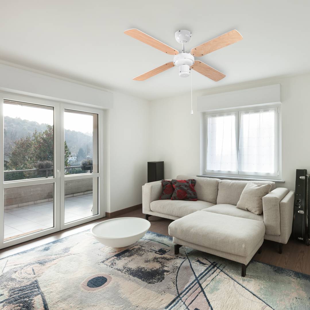 Ventilador de techo color reversible blanco/madera con control de 3 velocidades 50 W con función invierno y verano
