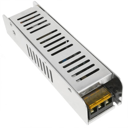 Fuente de alimentación industrial 12VDC 5A. Tamaño 40 x 159 x 32 mm