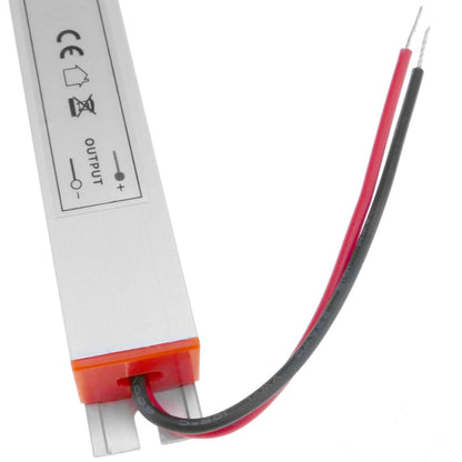 Fuente de alimentación industrial para LED 12VDC 3A. Tamaño 18 x 270 x 15 mm